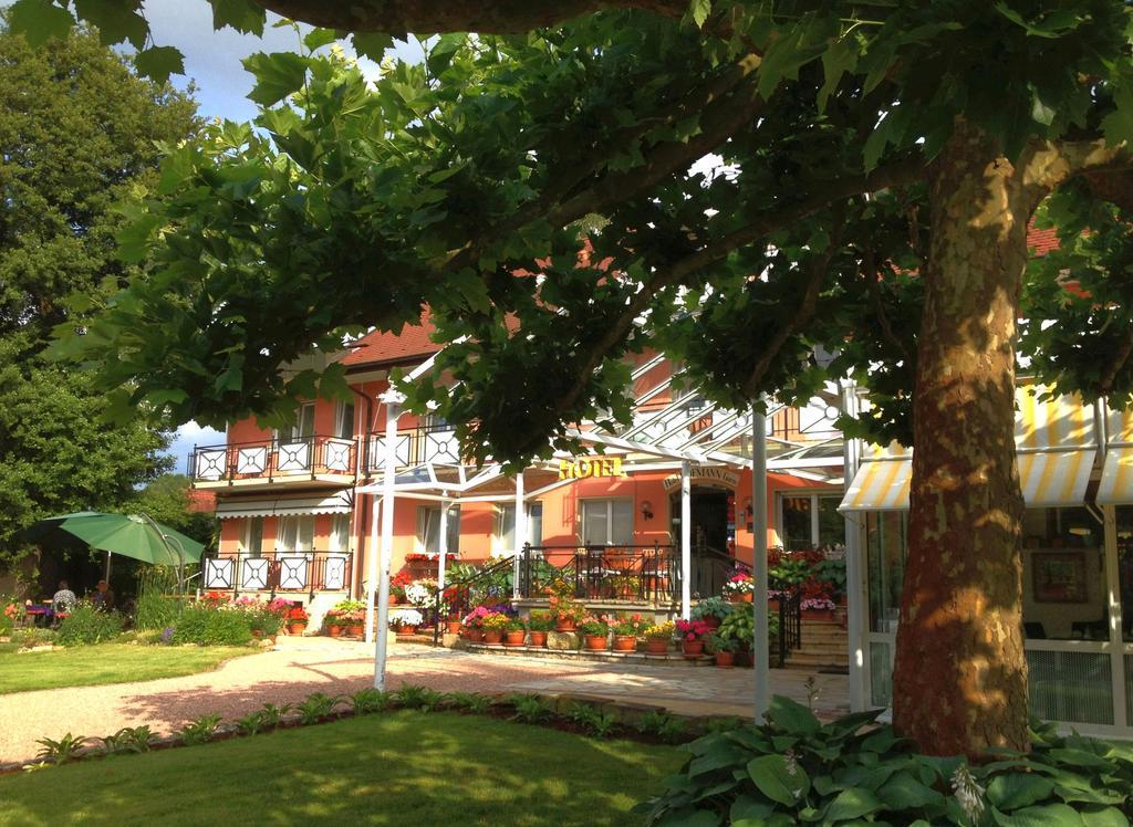 Hotel Hofmann Zur Muehle 바트크로찡엔 외부 사진